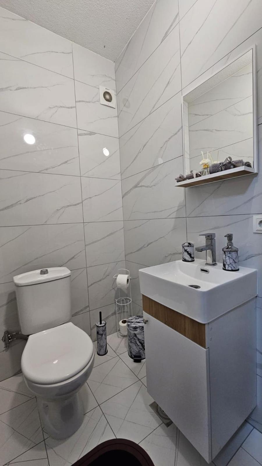 Value Living Apartment Ferizaj Exterior foto